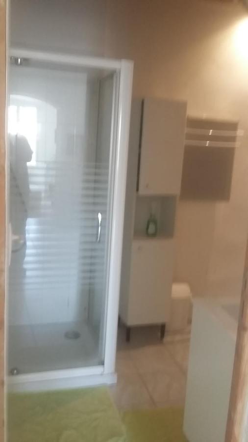 Appartement Dans Hameau Provencal Allauch Exterior foto