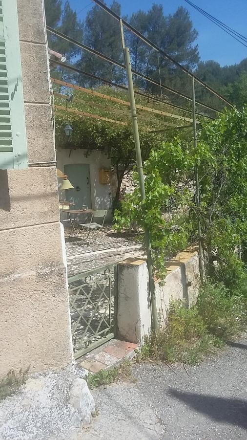 Appartement Dans Hameau Provencal Allauch Exterior foto